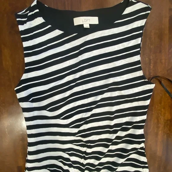 Loft 👗 - Picture 7 of 8